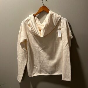 Old Navy Off the Shoulder Sweater Size XL Tall NWT